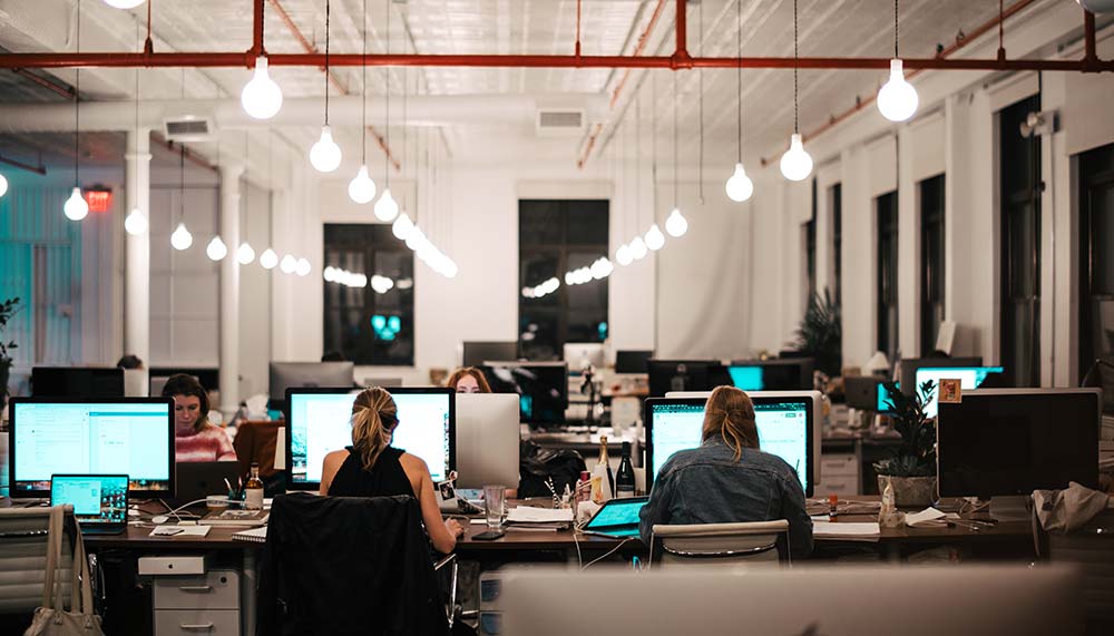 Обязательные документы для устройства на работу